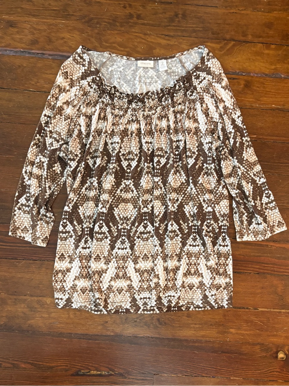 Chicos brown tan snakeskin top blouse shirt size 12